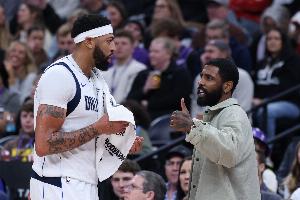 帕金斯：独行侠不如把浓眉和欧文都交易出去 围绕弗拉格彻底重建