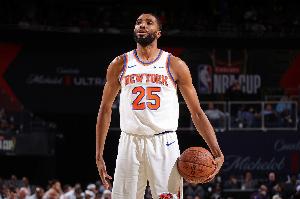 忘带瞄准镜！大桥全场20中6&三分9中2 得到19分3板1助2断1帽