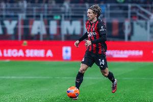 意天空预测科莫vs米兰首发：尼科·帕斯对抗莫德里奇+拉比奥特