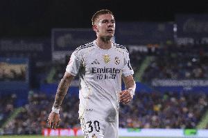 阿媒：马斯坦托诺没发文告别阿隆索令人意外，不清楚私下是否告别