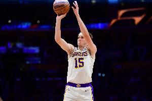 比尔·西蒙斯：作为绿军球迷 看到富保罗言论让湖人混乱我很开心