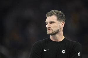 斯普利特：当落后20、30分时 保持专注并努力做正确的事并不简单