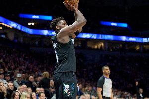 得分能力没得说！爱德华兹本赛季第14次砍下35+ 仅次于东契奇