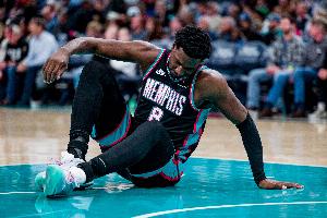 帕金斯：3J是最被高估的球员 我严重怀疑他的比赛态度 根本不抢板