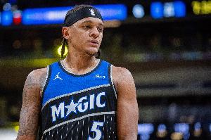 逐渐鸡肋！班凯罗17中6低效拿到17分3板4助 正负值-29