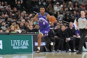 你小子真行！科利尔打满全场&送赛季联盟纪录22助 另有17分5板3断