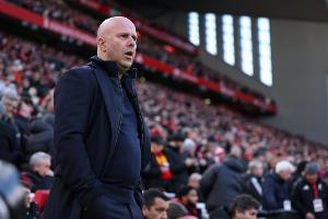 斯洛特：我们为冬窗引援做出过努力，海特勒伊达不具备签约条件