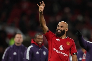 5球，热刺是被姆伯莫进球并列最多的对手