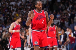 键盘侠|送走哈登&祖巴茨让伦纳德太伤心！快船现在更年轻更有天赋