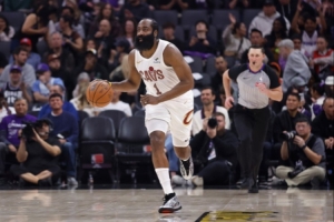 键盘侠|哈登无缝衔接骑士&内线喂到饱！威少&德罗赞堪称摆烂神器