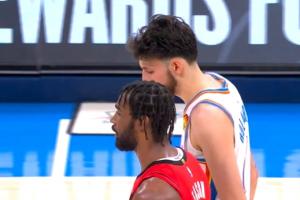 伊森向切特“抱怨”：我一双KD鞋都没有 我还是他队友呢