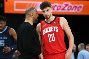 申京：保持团结&保持强硬&做好沟通交流 这是我们一贯的赢球方式