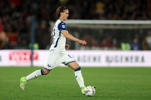 罗马诺：罗马800万欧+100万欧浮动买断吉拉迪，紫百合有50%分成